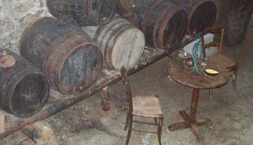 Le Vin de l'Eté Bed and Breakfast Ponet-et-Saint-Auban Esterno foto